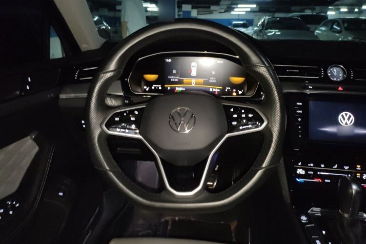 Used Volkswagen Magotan 2023 2 Million Units Limited Edition 330TSI DSG Leading Version Steering Wheel