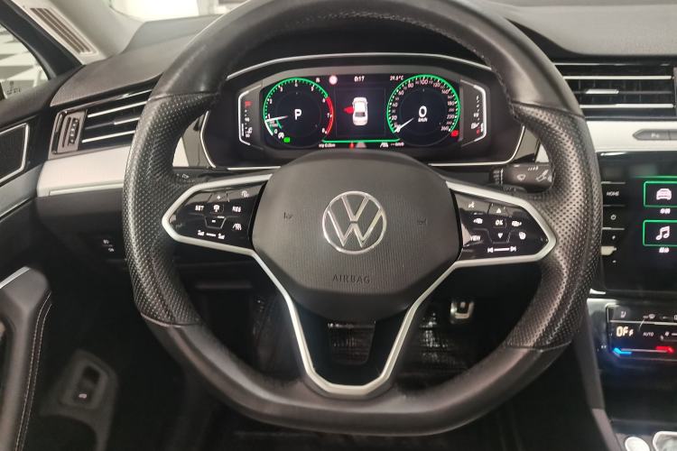 Used Volkswagen Magotan 2023 2 Million Units Commemorative Edition 330TSI DSG Luxury Version Steering Wheel