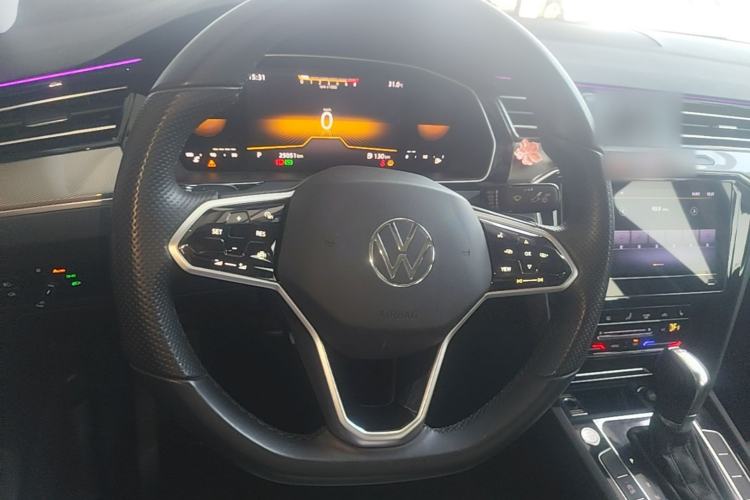 Used Volkswagen Magotan 2023 2 Million Units Limited Edition 330TSI DSG Leading Version Steering Wheel