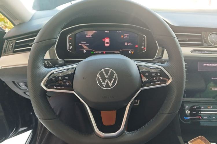 Used Volkswagen Magotan 2023 2 Million Units Limited-Edition 380TSI DSG Flagship Version Steering Wheel