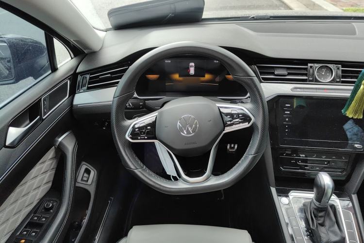 Used Volkswagen Magotan 2023 2 Million Units Limited Edition 330TSI DSG Leading Version Steering Wheel