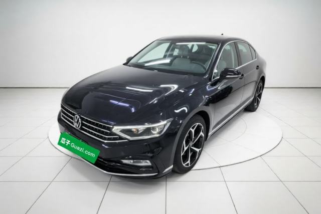 Ojetý Volkswagen Magotan 2023 2 Million Units Limited Edition 330TSI DSG Leading Version