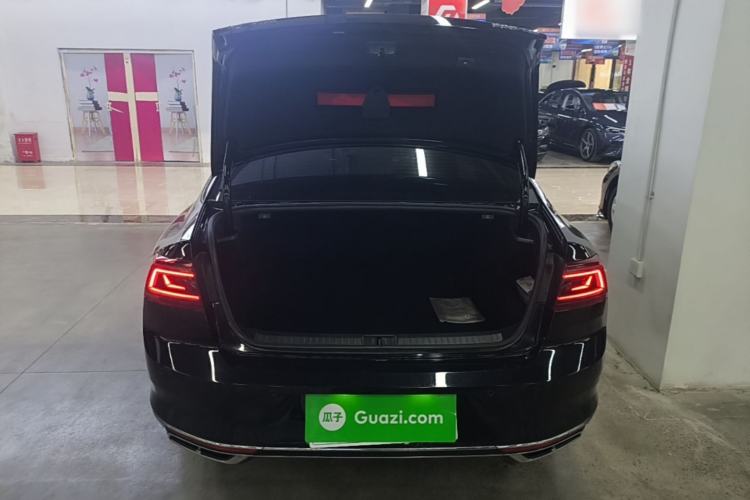 Used Volkswagen Magotan 2023 2 Million Units Limited Edition 330TSI DSG Leading Version Trunk