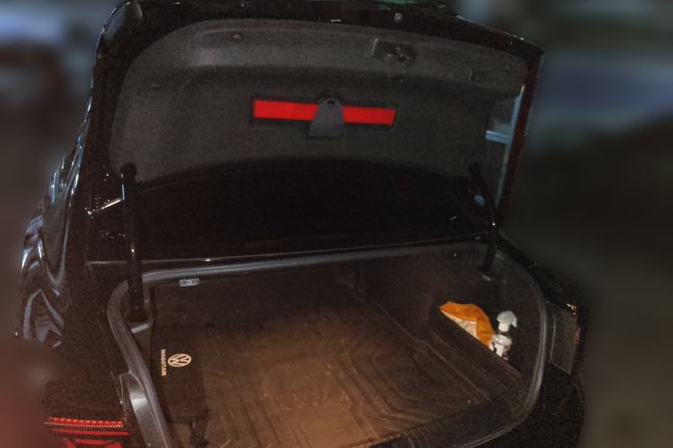 Used Volkswagen Magotan 2023 2 Million Units Limited Edition 330TSI DSG Leading Version Trunk