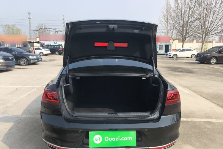Used Volkswagen Magotan 2023 2 Million Units Limited Edition 330TSI DSG Leading Version Trunk
