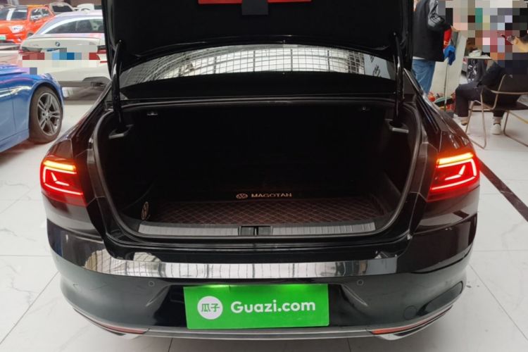 Used Volkswagen Magotan 2023 2 Million Units Commemorative Edition 330TSI DSG Luxury Version Trunk