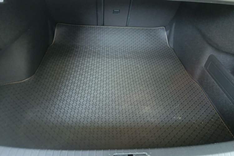 Used Volkswagen Magotan 2023 2 Million Units Limited Edition 330TSI DSG Leading Version Trunk