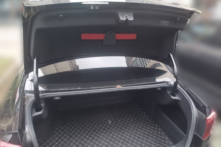 Used Volkswagen Magotan 2023 2 Million Units Limited Edition 280TSI DSG Leading Version Trunk