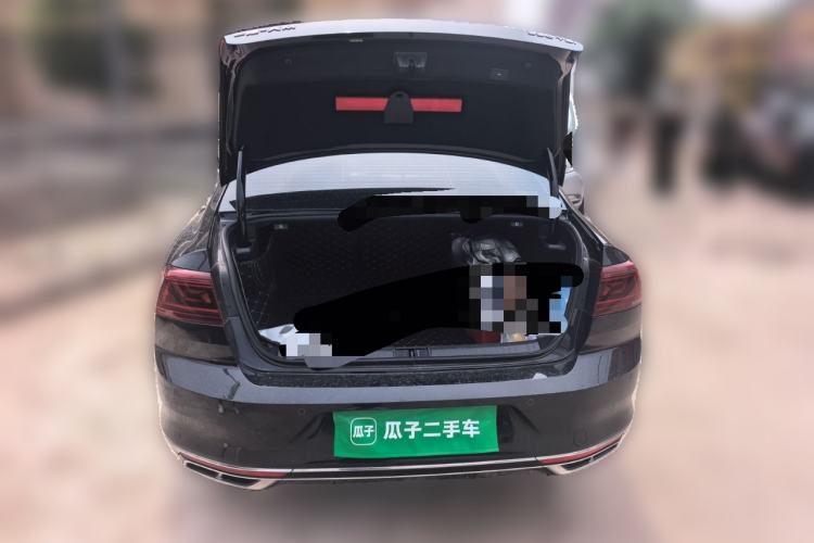 Used Volkswagen Magotan 2023 2 Million Units Commemorative Edition 330TSI DSG Luxury Version Trunk