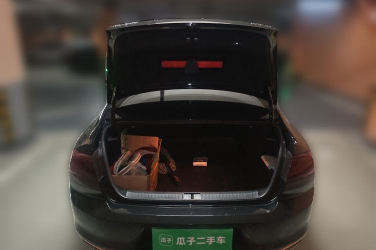 Used Volkswagen Magotan 2023 2 Million Units Limited Edition 330TSI DSG Leading Version Trunk