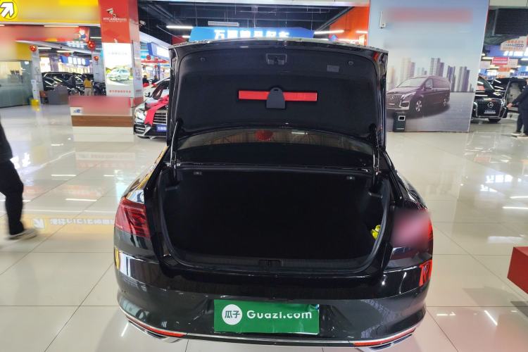 Used Volkswagen Magotan 2023 2 Million Units Limited Edition 330TSI DSG Leading Version Trunk