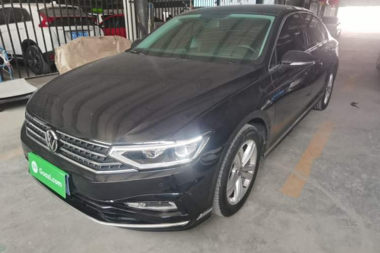 Used Volkswagen Magotan 2023 2 Million Units Limited-Edition 280TSI DSG Comfort Version Guazi used car, China used car export, Used car for sale, Used  cars, Cheapest cars for sale