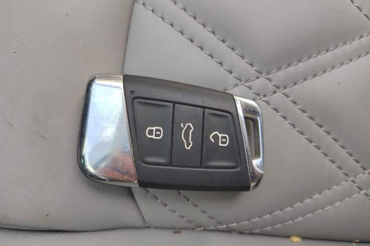 Used Volkswagen Magotan 2023 2 Million Units Limited Edition 330TSI DSG Leading Version Vehicle Key