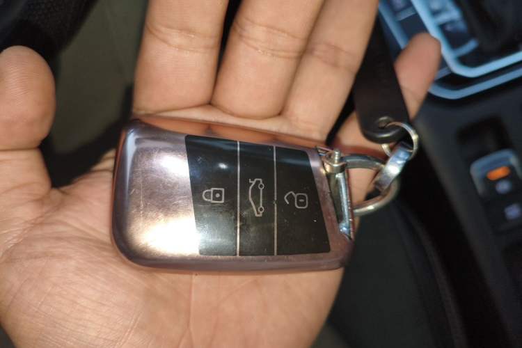 Used Volkswagen Magotan 2023 2 Million Units Limited Edition 330TSI DSG Leading Version Vehicle Key
