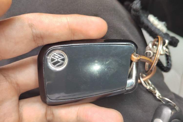 Used Volkswagen Magotan 2023 2 Million Units Commemorative Edition 330TSI DSG Luxury Version Vehicle Key