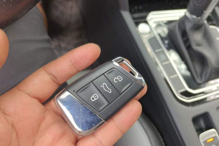Used Volkswagen Magotan 2023 2 Million Units Limited Edition 330TSI DSG Leading Version Vehicle Key