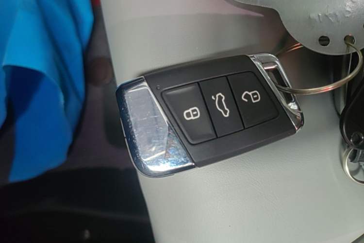 Used Volkswagen Magotan 2023 2 Million Units Limited Edition 330TSI DSG Leading Version Vehicle Key
