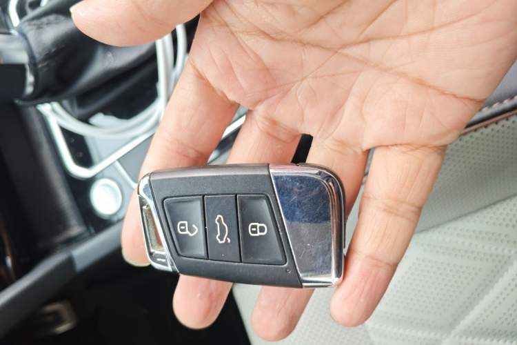 Used Volkswagen Magotan 2023 2 Million Units Limited-Edition 380TSI DSG Flagship Version Vehicle Key