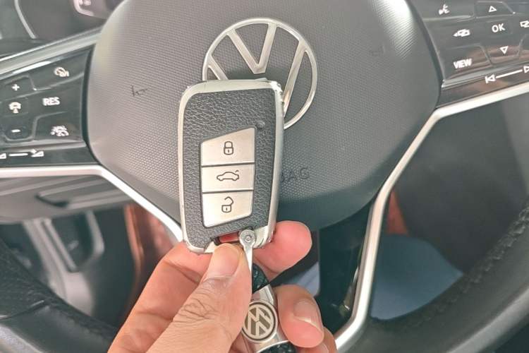 Used Volkswagen Magotan 2023 2 Million Units Limited Edition 330TSI DSG Leading Version Vehicle Key