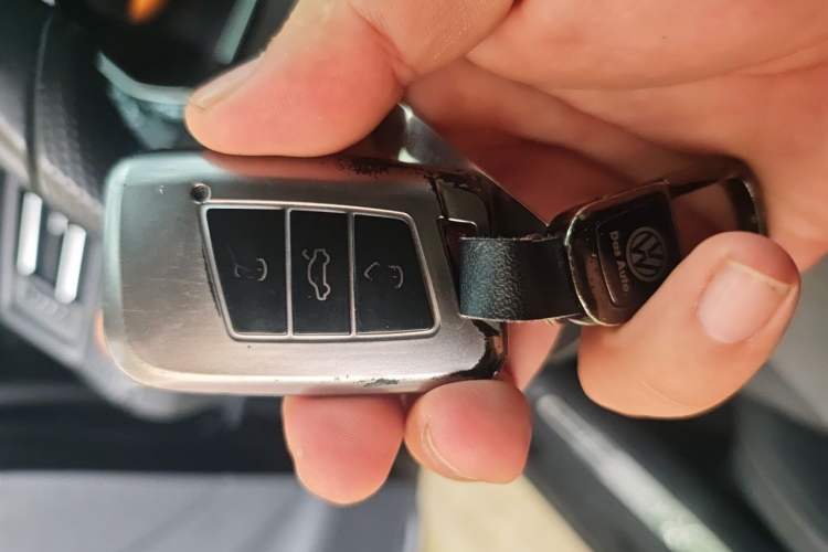 Used Volkswagen Magotan 2023 2 Million Units Limited-Edition 280TSI DSG Comfort Version Vehicle Key