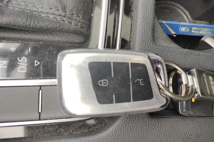 Used Volkswagen Magotan 2023 2 Million Units Limited Edition 330TSI DSG Leading Version Vehicle Key