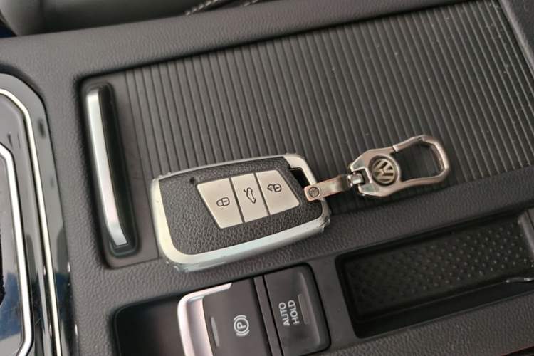 Used Volkswagen Magotan 2023 2 Million Units Limited Edition 330TSI DSG Leading Version Vehicle Key