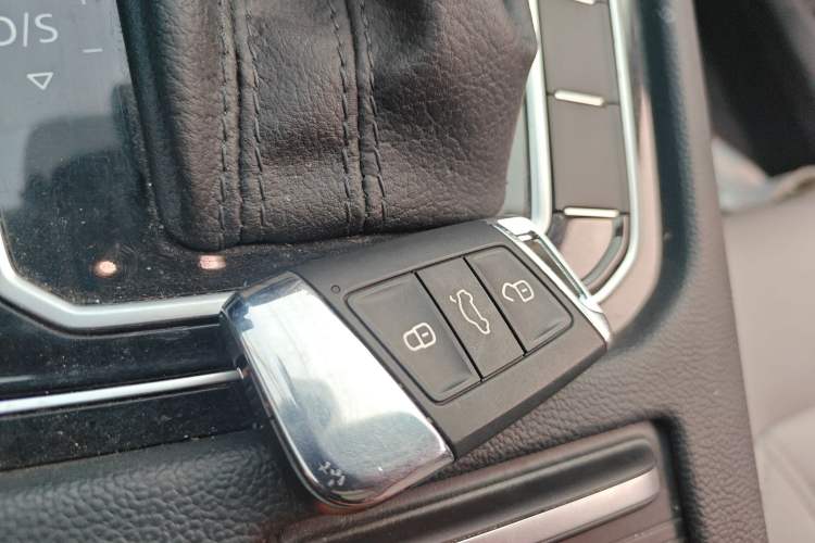 Used Volkswagen Magotan 2023 2 Million Units Limited Edition 280TSI DSG Leading Version Vehicle Key