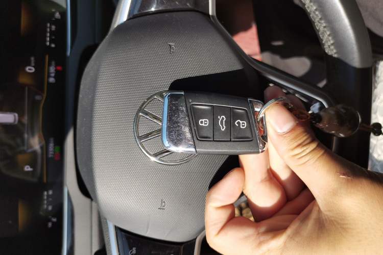 Used Volkswagen Magotan 2023 2 Million Units Limited Edition 330TSI DSG Leading Version Vehicle Key