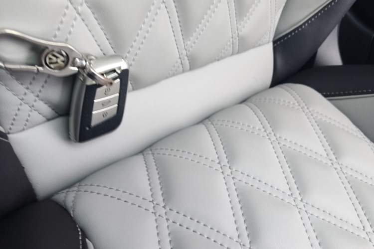 Used Volkswagen Magotan 2023 2 Million Units Limited Edition 330TSI DSG Leading Version Vehicle Key