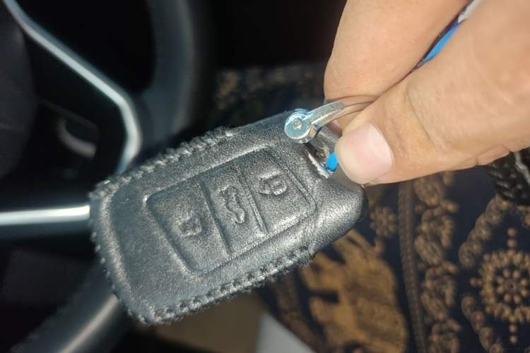 Used Volkswagen Magotan 2023 2 Million Units Commemorative Edition 330TSI DSG Luxury Version Vehicle Key