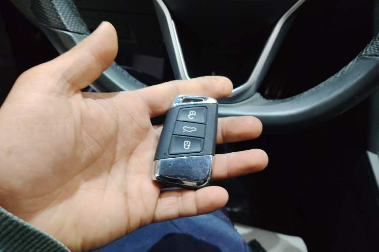 Used Volkswagen Magotan 2023 2 Million Units Limited Edition 330TSI DSG Leading Version Vehicle Key
