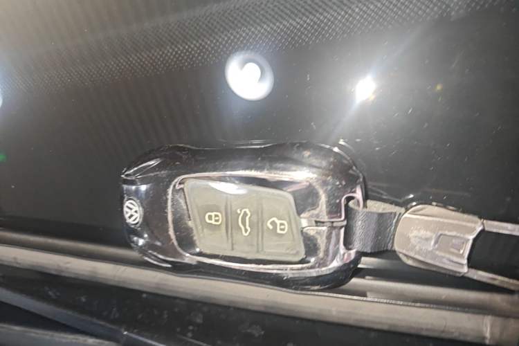 Used Volkswagen Magotan 2023 2 Million Units Limited Edition 280TSI DSG Leading Version Vehicle Key