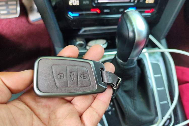 Used Volkswagen Magotan 2023 2 Million Units Limited Edition 280TSI DSG Leading Version Vehicle Key