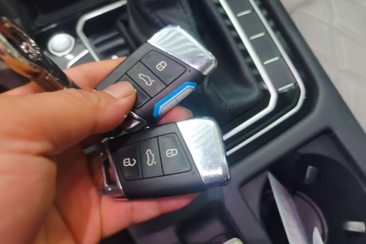 Used Volkswagen Magotan 2023 2 Million Units Limited Edition 330TSI DSG Leading Version Vehicle Key