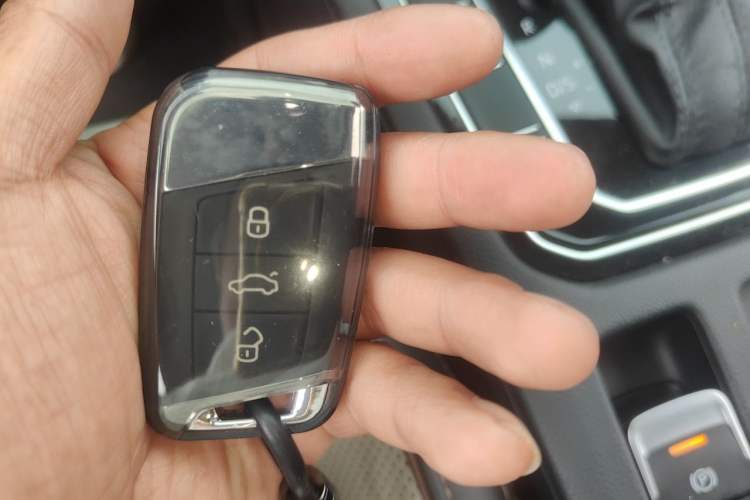 Used Volkswagen Magotan 2023 2 Million Units Limited Edition 330TSI DSG Leading Version Vehicle Key