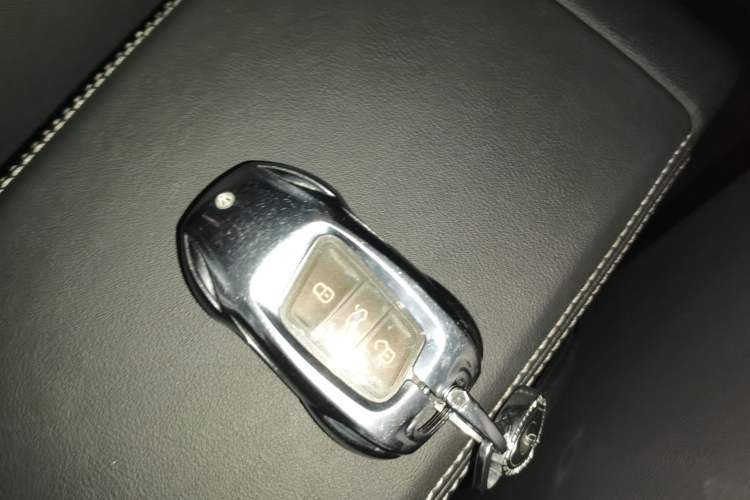 Used Volkswagen Magotan 2023 2 Million Units Limited-Edition 280TSI DSG Comfort Version Vehicle Key