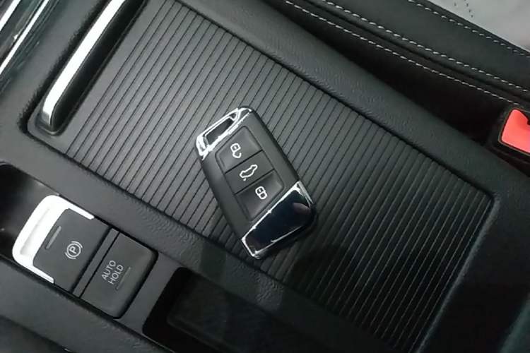 Used Volkswagen Magotan 2023 2 Million Units Limited Edition 330TSI DSG Leading Version Vehicle Key