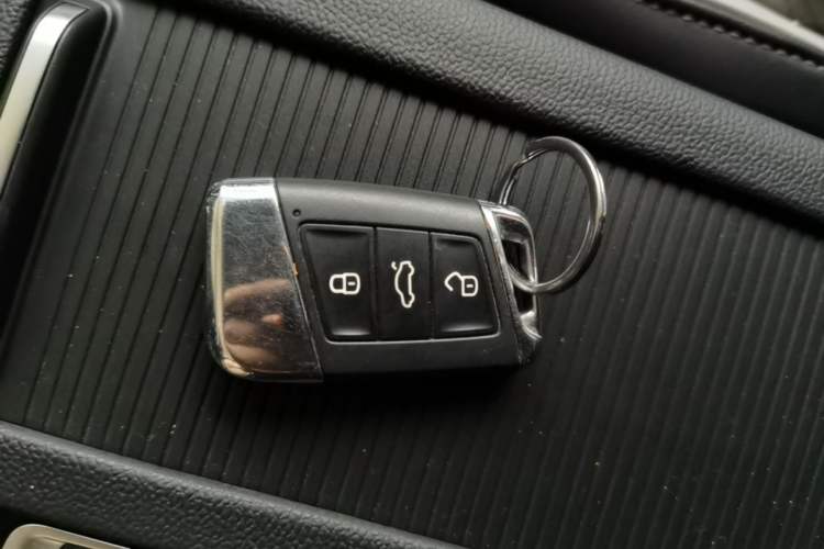Used Volkswagen Magotan 2023 2 Million Units Limited Edition 330TSI DSG Leading Version Vehicle Key