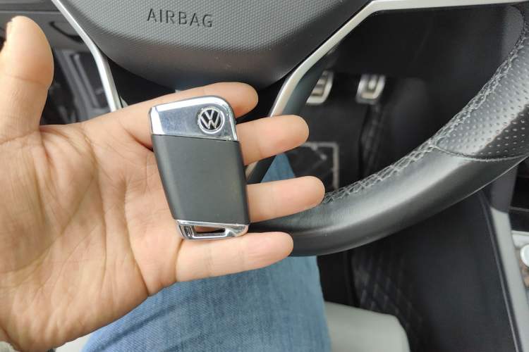 Used Volkswagen Magotan 2023 2 Million Units Limited Edition 330TSI DSG Leading Version Vehicle Key