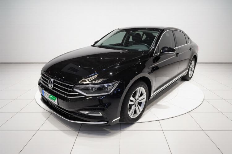 Volkswagen Magotan 2023 2 Million Units Limited-Edition 280TSI DSG Comfort Version