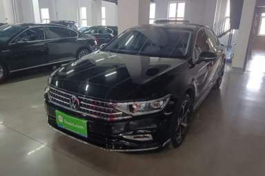 Used Volkswagen Magotan 2023 2 Million Units Limited Edition 330TSI DSG Leading Version