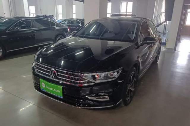 Used Volkswagen Magotan 2023 2 Million Units Limited Edition 330TSI DSG Leading Version