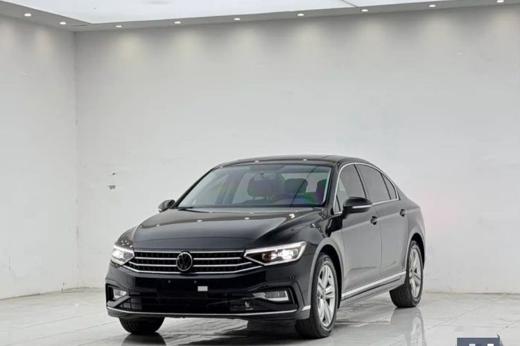 Volkswagen Magotan 2023 2 Million Units Limited-Edition 280TSI DSG Comfort Version