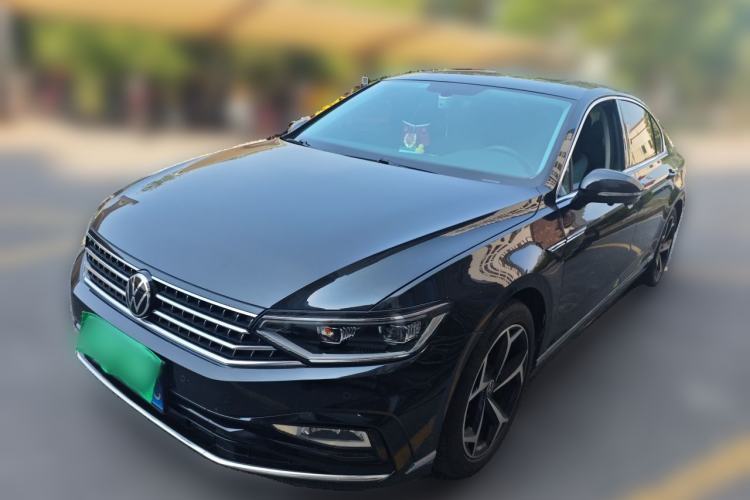 Used Volkswagen Magotan 2023 2 Million Units Limited Edition 330TSI DSG Leading Version Guazi used car, China used car export, Used car for sale, Used cars, Cheapest cars for sale