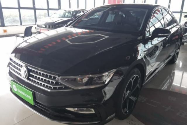 Ojetý Volkswagen Magotan 2023 2 Million Units Limited Edition 330TSI DSG Leading Version