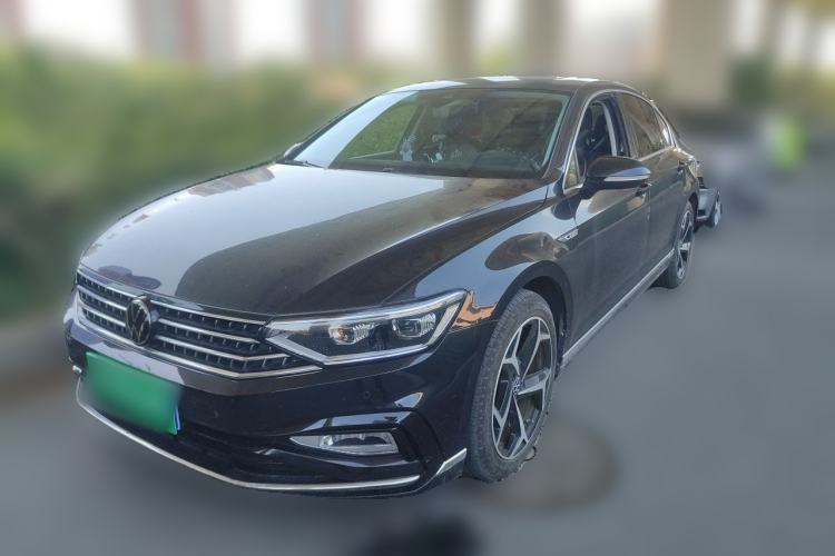 Used Volkswagen Magotan 2023 2 Million Units Commemorative Edition 330TSI DSG Luxury Version Guazi used car, China used car export, Used car for sale, Used cars, Cheapest cars for sale