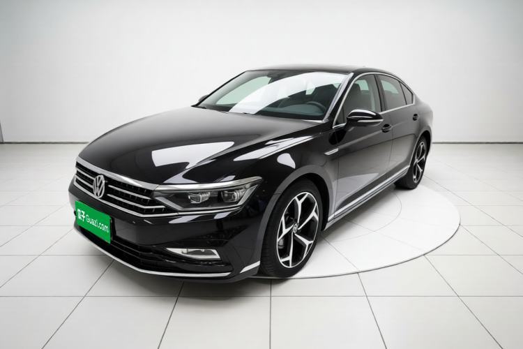 Volkswagen Magotan 2023 2 Million Units Limited-Edition 380TSI DSG Flagship Version d’occasion Guazi used car, China used car export, Used car for sale, Used cars, Cheapest cars for sale