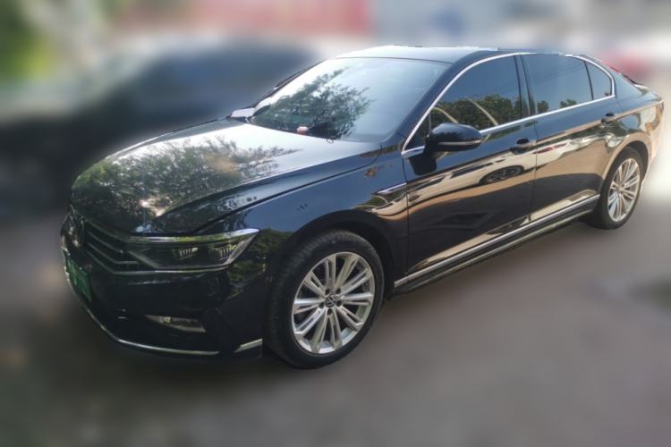 Volkswagen Magotan 2023 2 Million Units Limited-Edition 380TSI DSG Flagship Version