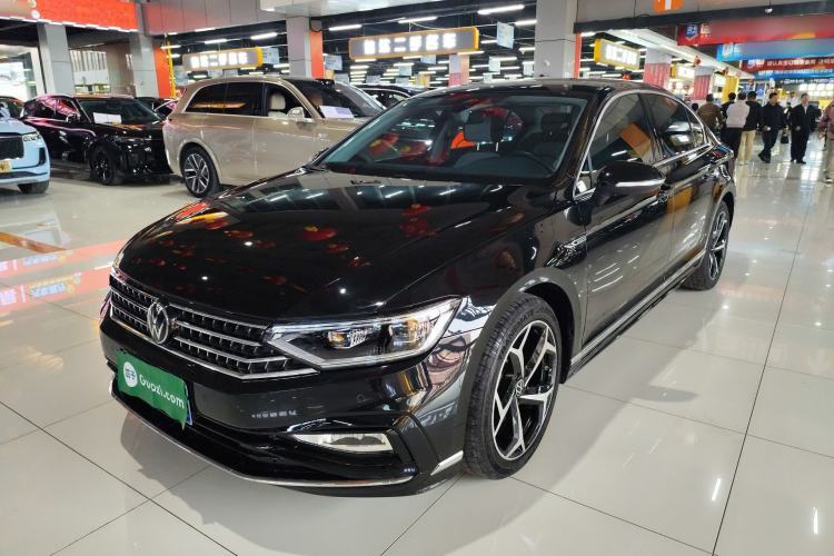 Used Volkswagen Magotan 2023 2 Million Units Limited Edition 330TSI DSG Leading Version Guazi used car, China used car export, Used car for sale, Used cars, Cheapest cars for sale