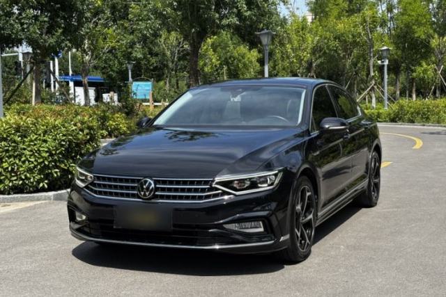Used Volkswagen Magotan 2023 2 Million Units Commemorative Edition 330TSI DSG Luxury Version